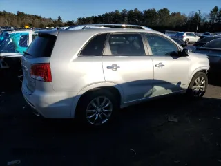 2013 Kia Sorento SX with VIN 5XYKWDA27DG321421, listed as a Copart auction lot 46719875 with 126,382 mi miles and Salvage Title. Bid and sale history available at carsss.com. Image 3.
