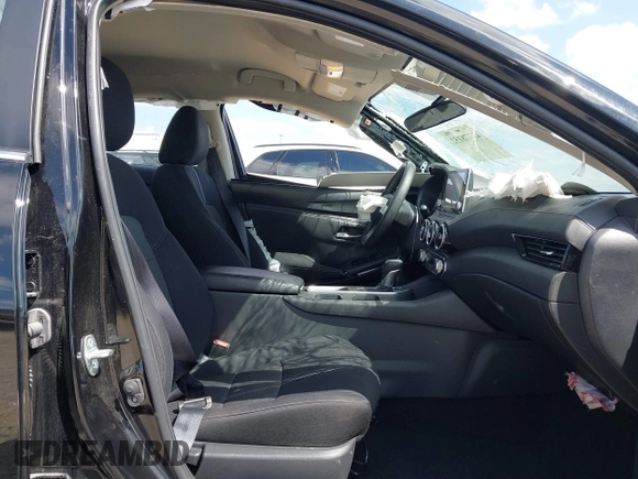 2023 Nissan Sentra SV with VIN 3N1AB8CV1PY311461, listed as a IAAI auction lot 41778152 with 30,969 mi miles and . Bid and sale history available at DreamBid. Image 5.