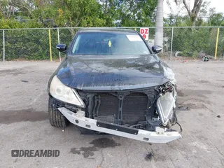 2011 Hyundai Genesis z VIN KMHGC4DFXBU123470, wystawiony jako IAAI lot #41452334 z przebiegiem 121 813 mil mil oraz . Historia ofert i sprzedaży dostępna na DreamBid. Obrazek 6.