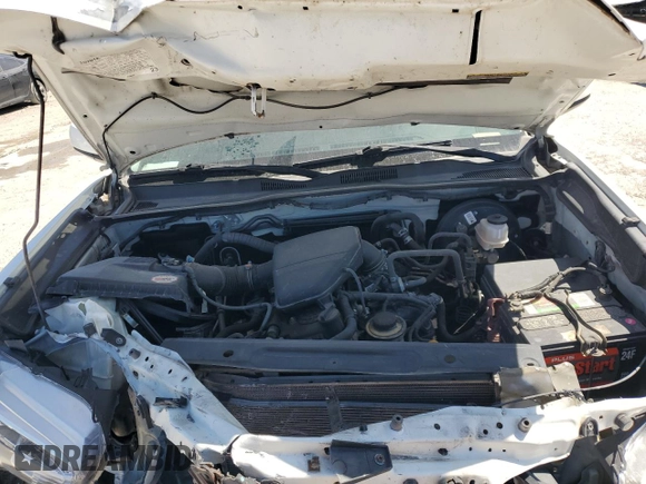 2017 Toyota Tacoma SR z VIN 5TFAX5GN9HX096597, wystawiony jako Copart lot #53504915 z przebiegiem 144 835 mil mil oraz Szkoda całkowita • Salvage title. Historia ofert i sprzedaży dostępna na DreamBid. Obrazek 11.