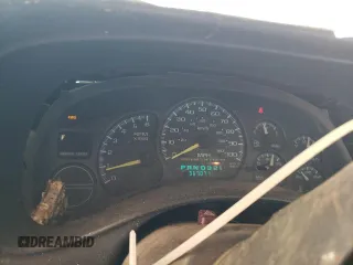 2000 Chevrolet Silverado 1500 with VIN 1GCEK14T7YE427815, listed as a Copart auction lot 74791504 with 367,071 mi miles and Salvage Title. Bid and sale history available at carsss.com. Image 9.