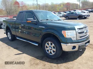 2013 Ford F-150 XL z VIN 1FTFX1EF8DKG01708, wystawiony jako IAAI lot #42091836 z przebiegiem 233 588 mil mil oraz . Historia ofert i sprzedaży dostępna na DreamBid. Obrazek 1.