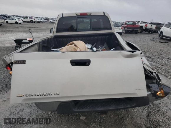 2005 Chevrolet Colorado LS Z71 z VIN 1GCDT196158143408, wystawiony jako Copart lot #89396345 z przebiegiem 207 636 mil mil oraz Nie do naprawy • Non repairable. Historia ofert i sprzedaży dostępna na DreamBid. Obrazek 6.