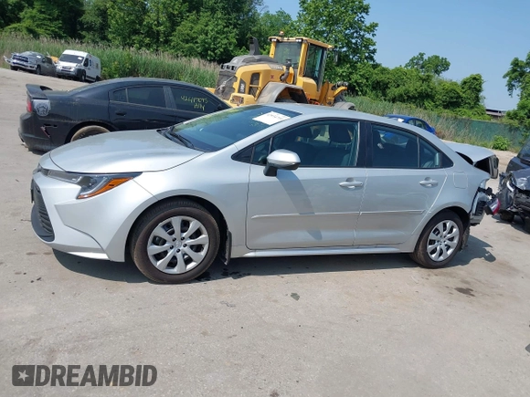 2024 Toyota Corolla LE with VIN 5YFB4MDE8RP202811, listed as a IAAI auction lot 42434710 with 400 mi miles and . Bid and sale history available at DreamBid. Image 15.