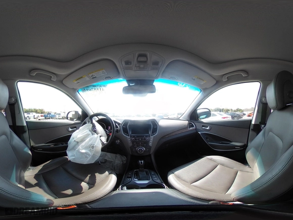2017 Hyundai Santa Fe Limited Ultimate with VIN KM8SRDHF7HU180527, listed as a IAAI auction lot 41557692 with 89,415 mi miles. Bid and sale history available at carsss.com. Image 19.