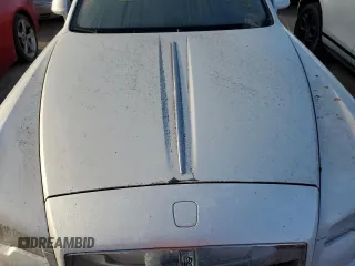 2018 Rolls-Royce Dawn z VIN SCA666D5XJU107625, wystawiony jako Copart lot #74533214 z przebiegiem Nie podano mil oraz Nie do naprawy. Historia ofert i sprzedaży dostępna na DreamBid. Obrazek 11.