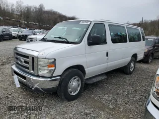 2013 Ford Econoline Passenger XL z VIN 1FBSS3BL4DDA34599, wystawiony jako Copart lot #52724775 z przebiegiem 115 798 mil mil oraz Czysty tytuł • Clean title. Historia ofert i sprzedaży dostępna na DreamBid. Obrazek 1.