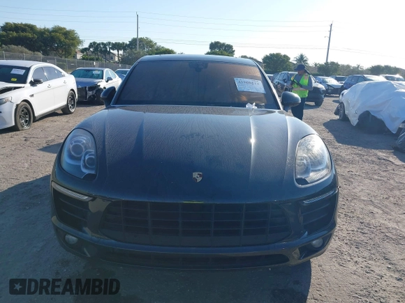 2017 Porsche Macan with VIN WP1AA2A50HLB05251, listed as a IAAI auction lot 41508514 with 45,736 mi miles and . Bid and sale history available at DreamBid. Image 6.