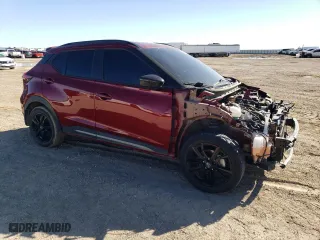 2022 Nissan Kicks SR with VIN 3N1CP5DVXNL494120, listed as a Copart auction lot 47096275 with 21,070 mi miles and Salvage Title. Bid and sale history available at carsss.com. Image 4.
