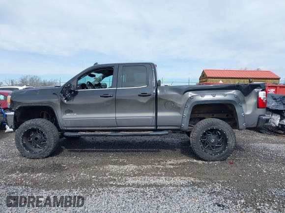 2015 GMC Sierra 1500 SLE z VIN 1GTV2UEC1FZ321141, wystawiony jako IAAI lot #41814049 z przebiegiem 91 173 mil mil oraz . Historia ofert i sprzedaży dostępna na DreamBid. Obrazek 15.