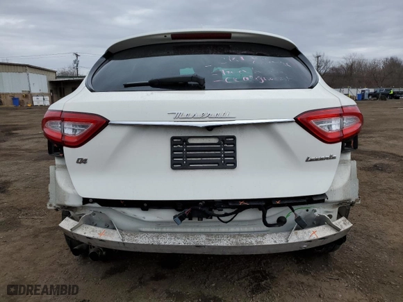 2019 Maserati Levante GranLusso with VIN ZN661XUL8KX316226, listed as a Copart auction lot 47082085 with 55,708 mi miles and Salvage Title. Bid and sale history available at carsss.com. Image 6.
