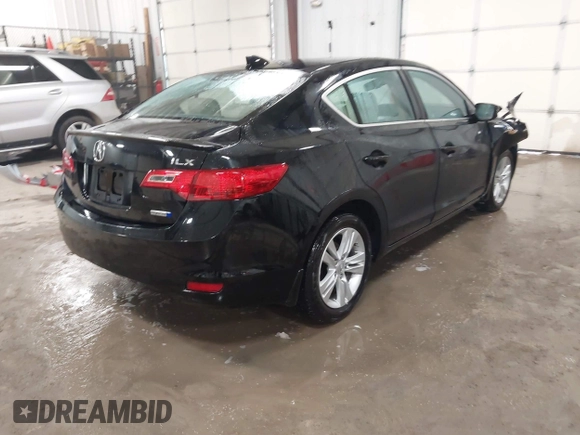 2013 Acura ILX Hybrid Technology with VIN 19VDE3F7XDE300823, listed as a IAAI auction lot 41619646 with 231,501 mi miles and . Bid and sale history available at DreamBid. Image 4.