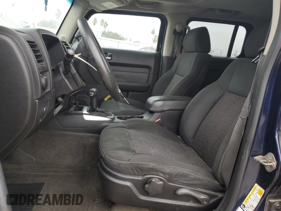 2007 Hummer H3 SUV z VIN 5GTDN13E278172227, wystawiony jako Copart lot #46125835 z przebiegiem 201 011 mil mil oraz Szkody całkowita. Historia ofert i sprzedaży dostępna na DreamBid. Obrazek 7.