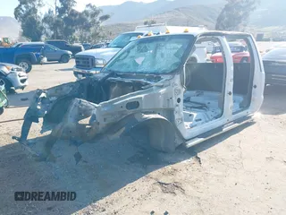 2005 Ford F-350 с VIN 1FDSW34P05EC95736, выставлен на аукционе IAAI как лот 41988078 с пробегом Не указан миль и . История ставок и продаж доступна на DreamBid. Изображение 2.