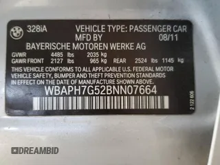 2011 BMW 3 Series 328i z VIN WBAPH7G52BNN07664, wystawiony jako Copart lot #53957575 z przebiegiem 118 371 mil mil oraz Szkoda całkowita • Salvage title. Historia ofert i sprzedaży dostępna na DreamBid. Obrazek 12.