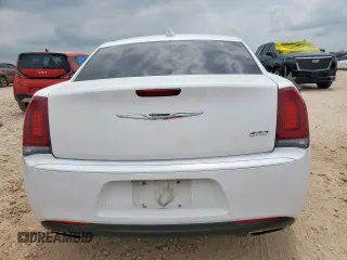 2019 Chrysler 300 Touring z VIN 2C3CCAAG7KH690628, wystawiony jako Copart lot #59369515 z przebiegiem 91 820 mil mil oraz Szkoda całkowita • Salvage title. Historia ofert i sprzedaży dostępna na DreamBid. Obrazek 6.