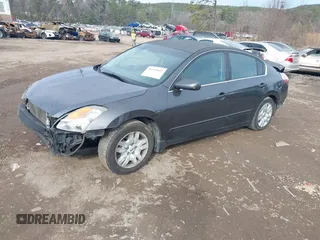 2009 Nissan Altima 2.5 S with VIN 1N4AL21E49N404510, listed as a IAAI auction lot 41329833 with 206,908 mi miles. Bid and sale history available at carsss.com. Image 2.