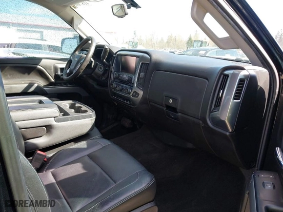 2016 Chevrolet Silverado 1500 LT with VIN 3GCUKREC0GG306088, listed as a IAAI auction lot 41870097 with 203,563 mi miles. Bid and sale history available at carsss.com. Image 5.