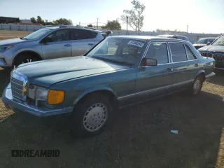 1989 Mercedes-Benz 420 420SEL with VIN WDBCA35EXKA489275, listed as a Copart auction lot 81286284 with 154,137 mi miles and Clean Title. Bid and sale history available at carsss.com. Image 1.
