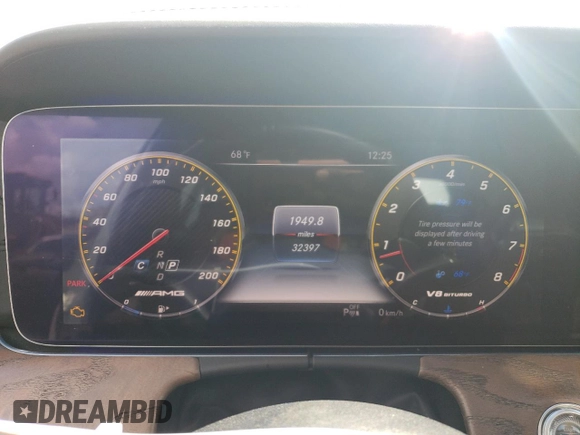 2019 Mercedes-Benz E 63 S AMG with VIN WDDZF8KB8KA517424, listed as a Copart auction lot 52583654 with 32,397 mi miles and . Bid and sale history available at DreamBid. Image 9.