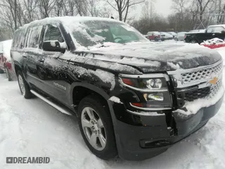 2016 Chevrolet Suburban LT with VIN 1GNSKHKC8GR420322, listed as a IAAI auction lot 41293166 with 131,048 mi miles. Bid and sale history available at carsss.com. Image 1.