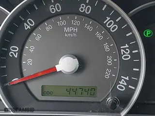2008 Kia Sorento LX with VIN KNDJC735185846471, listed as a IAAI auction lot 41910403 with 44,740 mi miles. Bid and sale history available at carsss.com. Image 7.