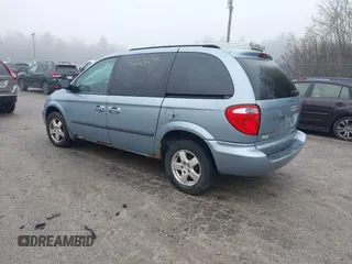 2006 Dodge Caravan SXT with VIN 1D4GP45R96B662880, listed as a IAAI auction lot 42206091 with 168,265 mi miles and . Bid and sale history available at carsss.com. Image 3.
