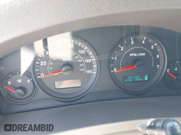 2005 Jeep Grand Cherokee Laredo with VIN 1J4GR48K25C501943, listed as a IAAI auction lot 42767465 with 132,247 mi miles and . Bid and sale history available at DreamBid. Image 7.