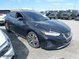 2021 Nissan Maxima SV with VIN 1N4AA6CV6MC514778, listed as a IAAI auction lot 41481262 with 70,282 mi miles. Bid and sale history available at carsss.com. Image 1.