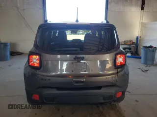 2018 Jeep Renegade Sport with VIN ZACCJBAB4JPH57193, listed as a Copart auction lot 57388075 with 189,413 mi miles and Salvage title. Bid and sale history available at DreamBid. Image 6.