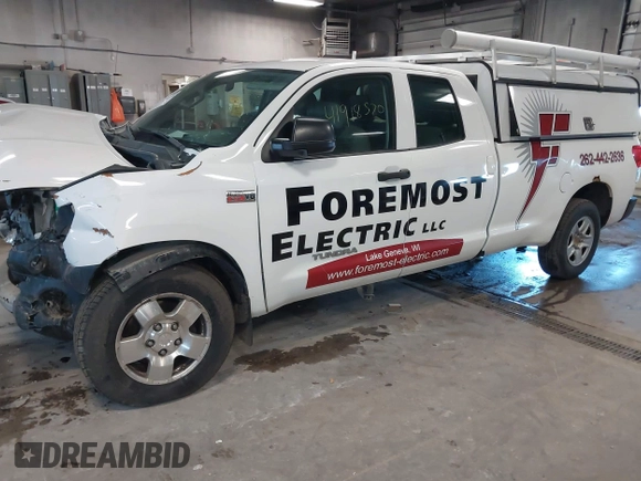 2013 Toyota Tundra 4WD Truck SR with VIN 5TFCW5F11DX014429, listed as a IAAI auction lot 41918570 with 1 mi miles. Bid and sale history available at carsss.com. Image 16.
