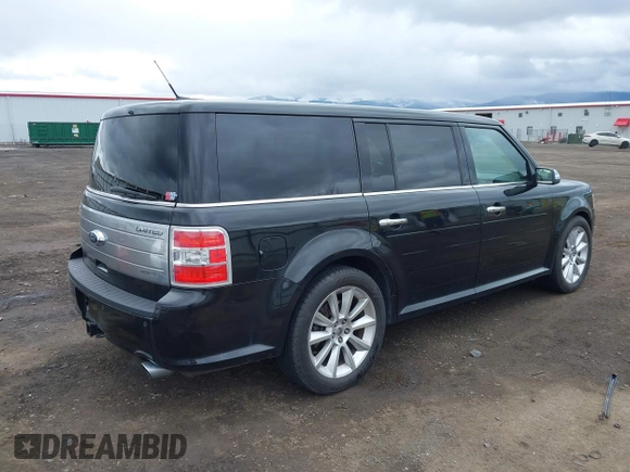 2011 Ford Flex Limited w/Ecoboost with VIN 2FMHK6DT8BBD19082, listed as a IAAI auction lot 41835209 with 231,272 mi miles. Bid and sale history available at carsss.com. Image 4.