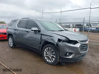 2018 Chevrolet Traverse LT Cloth with VIN 1GNERGKW4JJ273922, listed as a IAAI auction lot 41375610 with 92,250 mi miles. Bid and sale history available at carsss.com. Image 6.