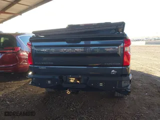2021 Chevrolet Silverado 1500 Custom with VIN 1GCPYBEK9MZ332470, listed as a IAAI auction lot 41636857 with 109,806 mi miles. Bid and sale history available at carsss.com. Image 16.