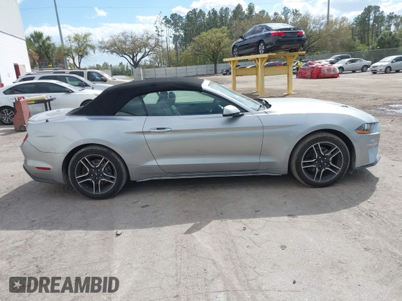 2020 Ford Mustang EcoBoost with VIN 1FATP8UH1L5137310, listed as a IAAI auction lot 41672021 with 90,246 mi miles. Bid and sale history available at carsss.com. Image 13.