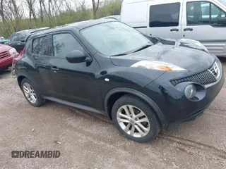 2014 Nissan Juke SL with VIN JN8AF5MVXET363325, listed as a IAAI auction lot 41966807 with 99,666 mi miles. Bid and sale history available at carsss.com. Image 1.