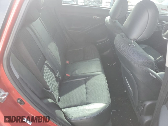 2009 Pontiac Vibe with VIN 5Y2SN67059Z430800, listed as a Copart auction lot 82891614 with 140,496 mi miles and Clean title. Bid and sale history available at DreamBid. Image 10.