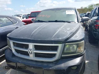 2010 Dodge Dakota with VIN 1D7CE3BK3AS164353, listed as a IAAI auction lot 40646738 with 146,625 mi miles and . Bid and sale history available at DreamBid. Image 12.