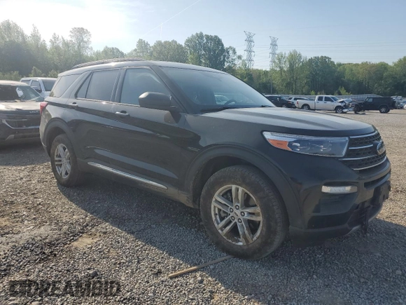 2020 Ford Explorer XLT z VIN 1FMSK8DH5LGC24387, wystawiony jako Copart lot #52971925 z przebiegiem 106 009 mil mil oraz Szkoda całkowita • Salvage title. Historia ofert i sprzedaży dostępna na DreamBid. Obrazek 4.