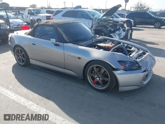 2004 Honda S2000 with VIN JHMAP21424T004079, listed as a IAAI auction lot 41711408 with 111,665 mi miles and . Bid and sale history available at DreamBid. Image 1.
