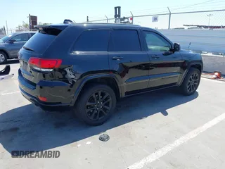 2017 Jeep Grand Cherokee 75th Anniversary with VIN 1C4RJEAG6HC956218, listed as a IAAI auction lot 42353950 with 113,398 mi miles and . Bid and sale history available at DreamBid. Image 4.