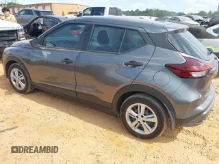 2021 Nissan Kicks S z VIN 3N1CP5BV3ML537164, wystawiony jako IAAI lot #42160097 z przebiegiem 55 980 mil mil oraz . Historia ofert i sprzedaży dostępna na DreamBid. Obrazek 3.