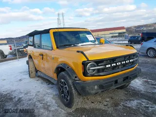2022 Ford Bronco with VIN 1FMDE5BH3NLB86007, listed as a IAAI auction lot 41415866 with 20,822 mi miles. Bid and sale history available at carsss.com. Image 1.