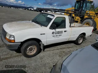 2000 Ford Ranger XL with VIN 1FTYR10V6YPA45523, listed as a Copart auction lot 49020935 with 153,652 mi miles and Clean Title. Bid and sale history available at carsss.com. Image 1.