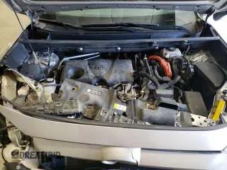2019 Toyota RAV4 Hybrid XLE with VIN 2T3RWRFV2KW032119, listed as a Copart auction lot 49328235 with 135,235 mi miles and Salvage Title. Bid and sale history available at carsss.com. Image 12.