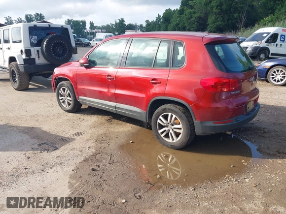 2012 Volkswagen Tiguan SE with VIN WVGAV7AX6CW090956, listed as a IAAI auction lot 42716526 with 227,665 mi miles and . Bid and sale history available at DreamBid. Image 3.