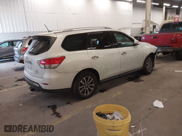 2013 Nissan Pathfinder SV with VIN 5N1AR2MM3DC630940, listed as a IAAI auction lot 41862145 with 126,472 mi miles. Bid and sale history available at carsss.com. Image 4.