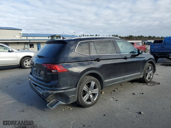 2020 Volkswagen Tiguan SE with VIN 3VV2B7AX3LM078721, listed as a Copart auction lot 82804864 with 43,581 mi miles and Salvage Title. Bid and sale history available at carsss.com. Image 3.