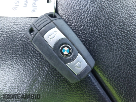 2014 BMW X6 xDrive35i with VIN 5UXFG2C53E0C44047, listed as a IAAI auction lot 42057685 with 145,912 mi miles. Bid and sale history available at carsss.com. Image 11.