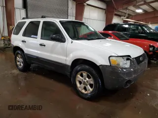 2006 Ford Escape XLT with VIN 1FMYU03Z76KC14011, listed as a Copart auction lot 79539204 with 239,785 mi miles and Clean Title. Bid and sale history available at carsss.com. Image 4.